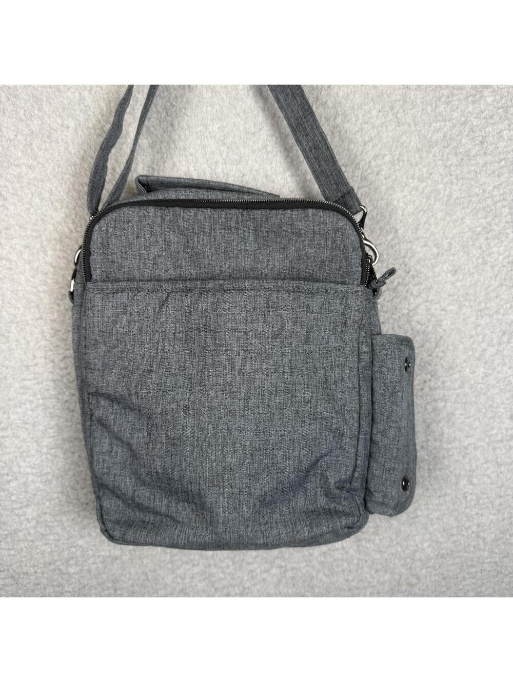 Lug compass Quilted Crossbody Bag with Water Bottle Pocket - Heather Grey - Picture 10 of 13